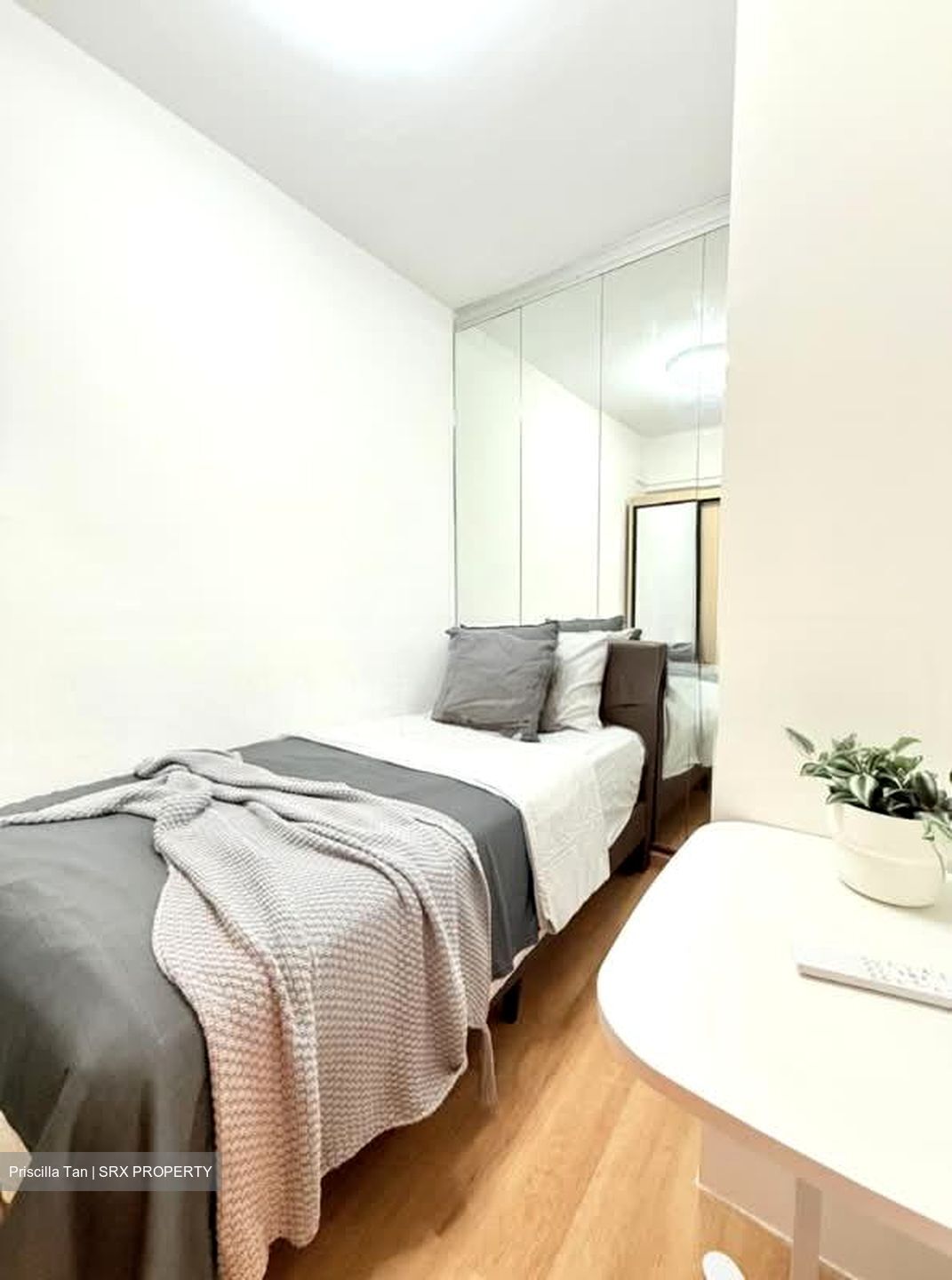 Pine Grove (D21), Condominium #553990461